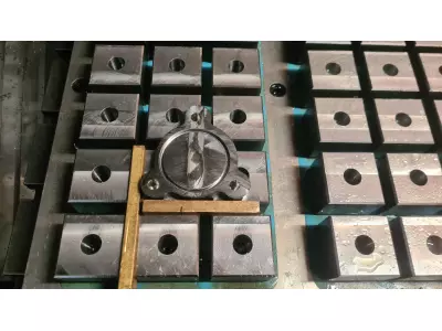 Plate with the gasket groove